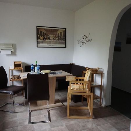 Ferienhaus "Am Gutspark" Alt Tucheband Екстер'єр фото
