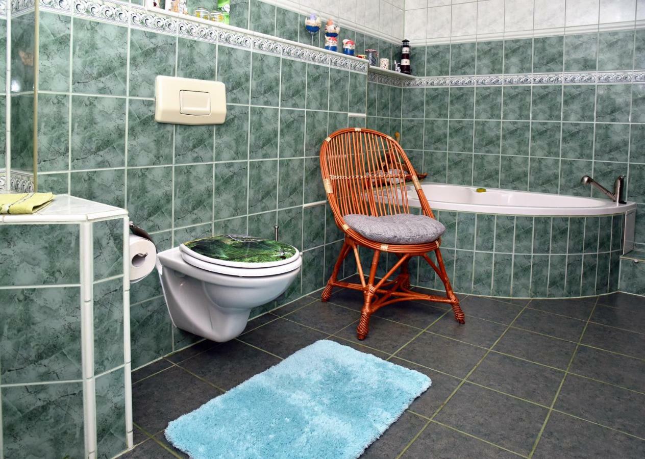 Ferienhaus "Am Gutspark" Alt Tucheband Екстер'єр фото