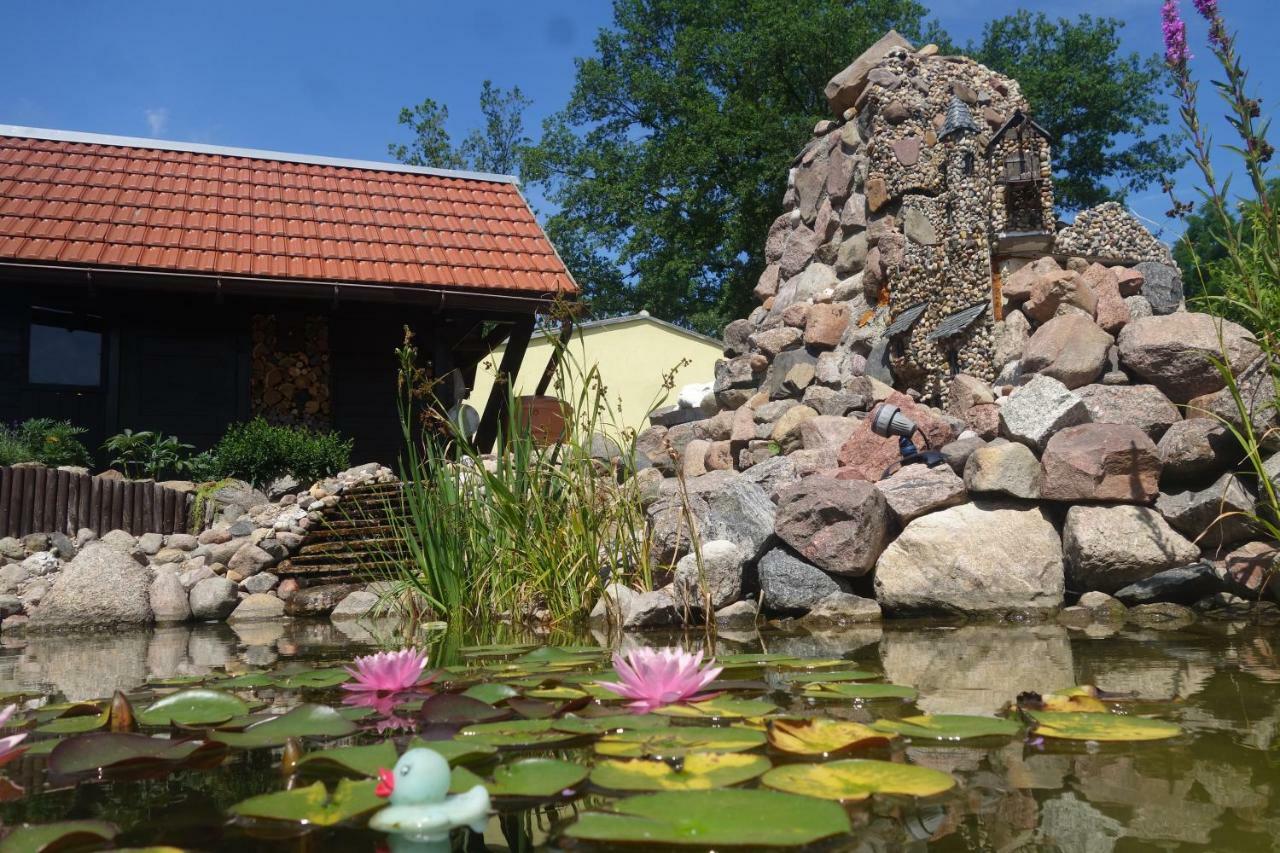 Ferienhaus "Am Gutspark" Alt Tucheband Екстер'єр фото